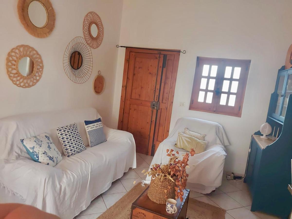 Villa Connie Serranova エクステリア 写真